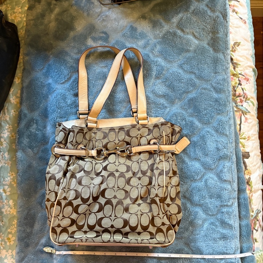 Coach Signature Khaki Jacquard Belted Carryall Tote Bag